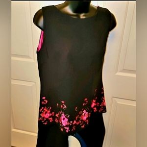 Perfect for a Dressy day or evening 2 piece sleeveless